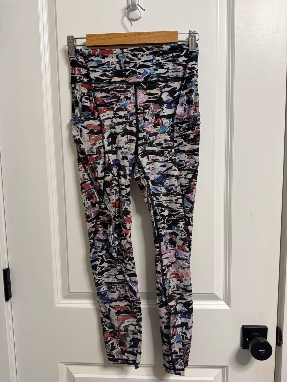 lululemon athletica Multicolor Abstract Print Leggings